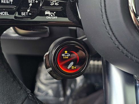 New 2025 Mercedes-Benz GLE 63 AMG S image 36