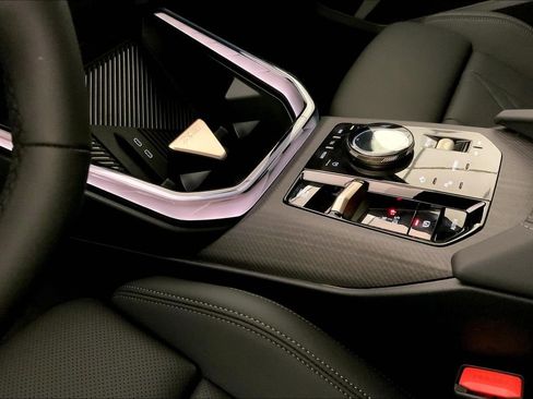 New 2025 BMW X3 xDrive30i w/ Premium Package image 6