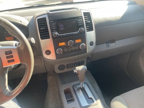 Used 2018 Nissan Frontier SV w/ Value Truck Package image 15