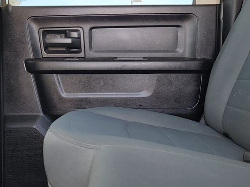 Used 2018 RAM 2500 Tradesman w/ Popular Equipment Group image 15