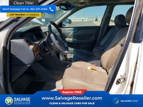 Used 2000 Toyota Camry V6 FWD image 9