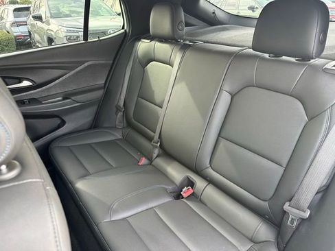 Used 2025 Buick Envista Sport Touring w/ Convenience I Package image 31