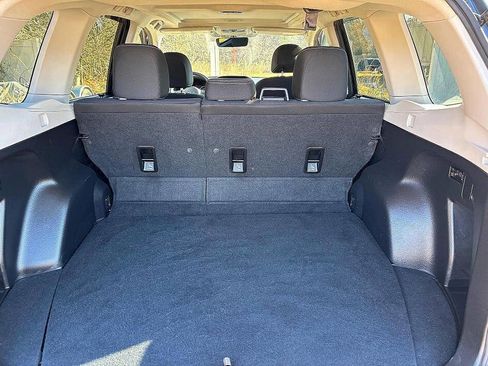 Used 2018 Subaru Forester 2.5i Premium w/ All-Weather Package image 20