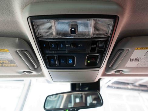 Used 2023 Toyota 4Runner Limited image 18