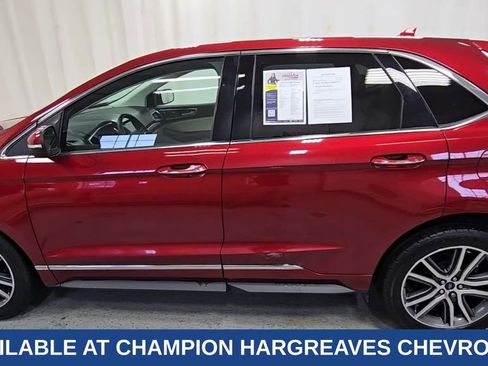Used 2019 Ford Edge Titanium w/ Equipment Group 301A image 8