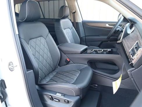 New 2026 Volkswagen Atlas SEL Premium R-Line image 32