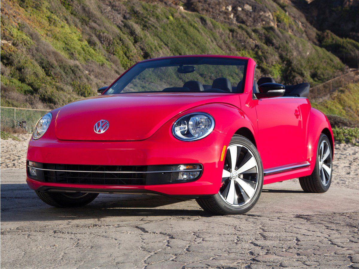 Used 2017 Volkswagen Beetle 1.8T SE FWD image 2