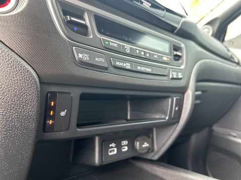 Used 2024 Honda Passport TrailSport image 25