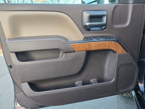 Used 2015 GMC Sierra 1500 SLE w/ SLE Value Package image 20