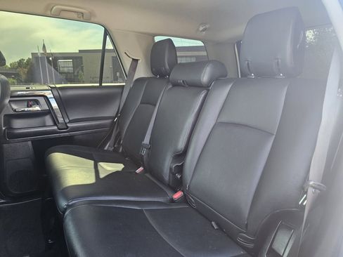 Used 2019 Toyota 4Runner TRD Off-Road AWD/4WD image 29