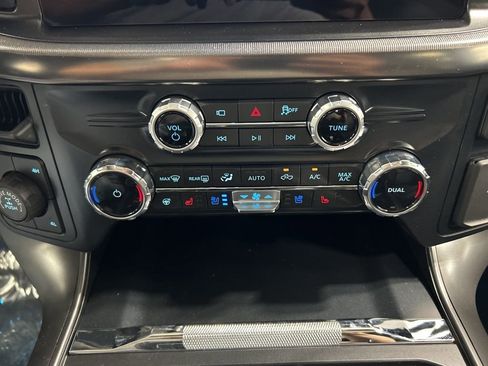 New 2025 Ford F150 Lariat w/ Equipment Group 502A High image 24