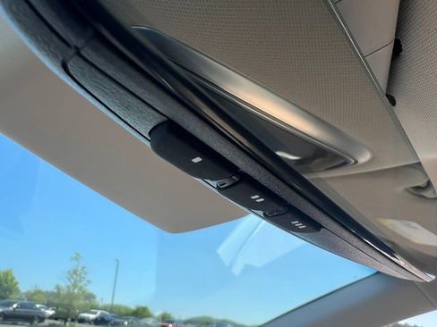 Used 2022 Genesis G80 2.5T w/ Prestige Package image 36