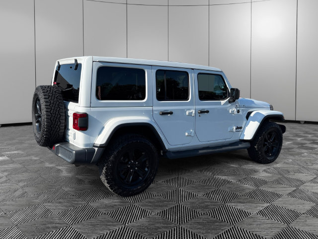 Used 2021 Jeep Wrangler Unlimited Sahara AWD/4WD image 5