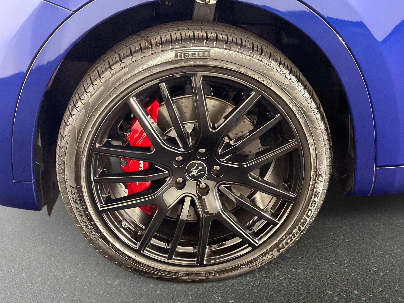 Used 2024 Maserati Levante Modena Ultima AWD/4WD image 12