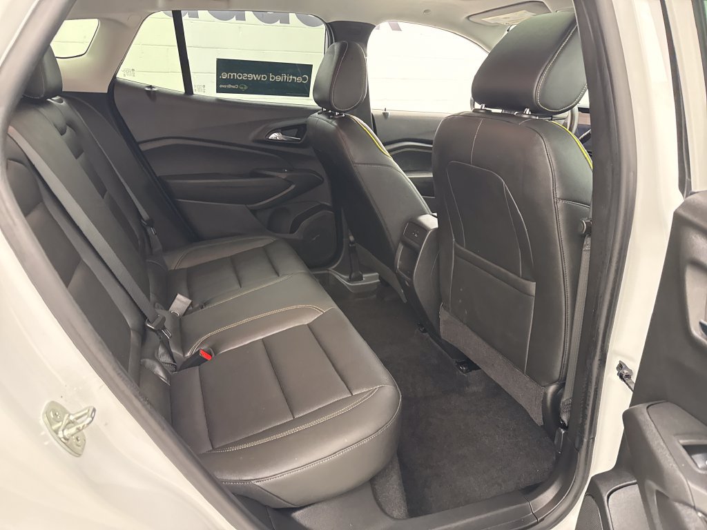 Used 2024 Chevrolet Trax ACTIV w/ Sunroof Package FWD image 24