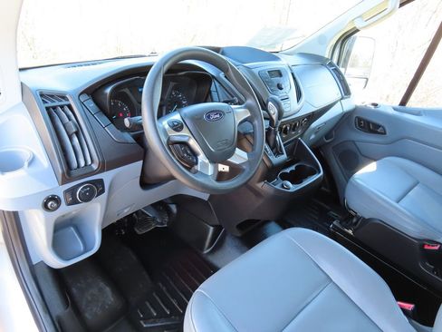 Used 2019 Ford Transit 350 XL image 16