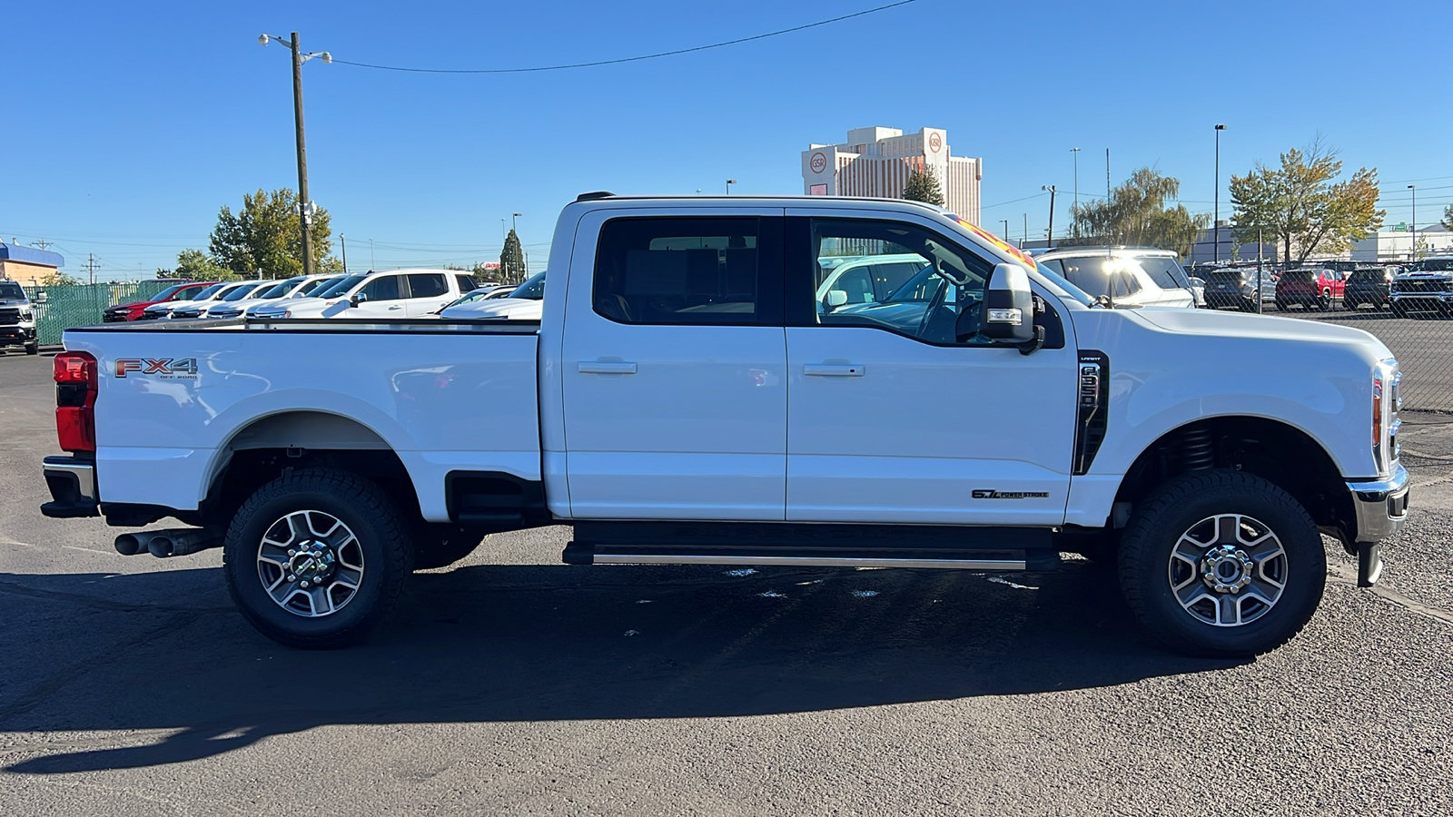 Used 2023 Ford F350 Lariat w/ FX4 Off-Road Package AWD/4WD image 4