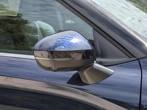 New 2026 Mitsubishi Outlander SEL FWD image 12