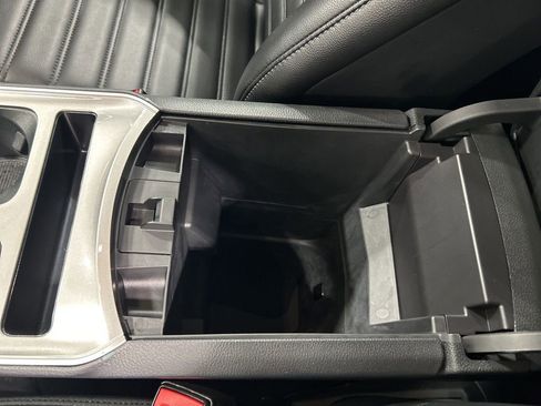 Certified 2024 Ford Edge SEL w/ Convenience Package image 24