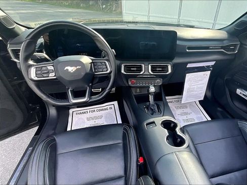 Used 2025 Ford Mustang Premium RWD image 21