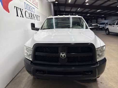 Used 2018 RAM 3500 Tradesman image 12
