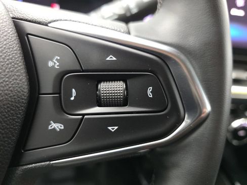 Used 2025 Chevrolet Trax ACTIV w/ Driver Confidence Package FWD image 26