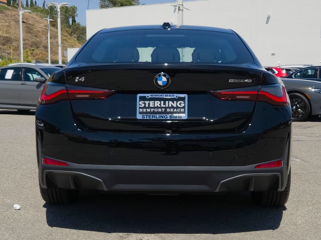 New 2026 BMW i4 eDrive40 w/ Parking Assistance Package RWD image 17