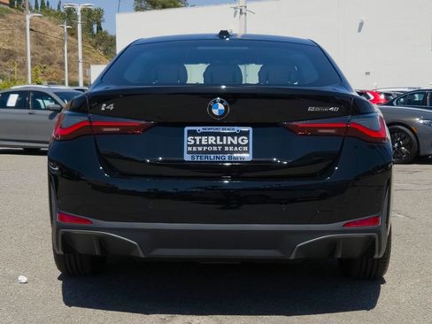 New 2026 BMW i4 eDrive40 w/ Parking Assistance Package RWD image 17