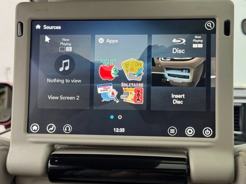 Used 2017 Chrysler Pacifica Limited FWD image 45