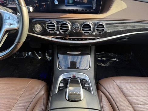 Used 2019 Mercedes-Benz S 560 4MATIC image 32