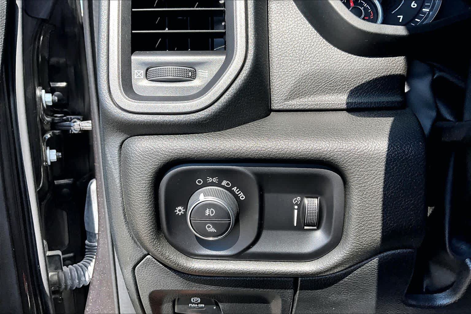 Used 2025 RAM 1500 Tradesman RWD image 36