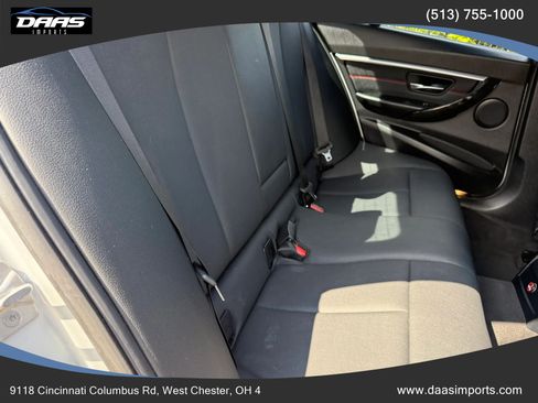 Used 2018 BMW 330i xDrive Sedan AWD/4WD image 25