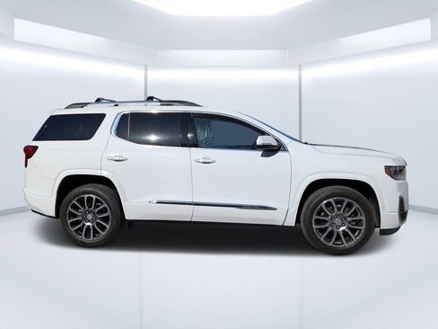 Used 2020 GMC Acadia Denali w/ Technology Package image 2