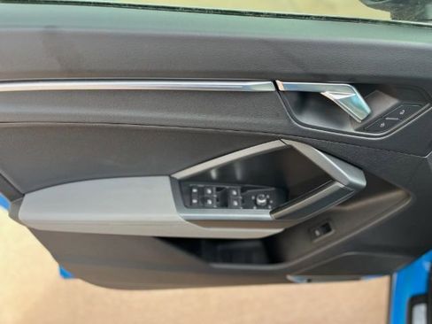 Used 2020 Audi Q3 2.0T Prestige w/ Prestige Package image 8