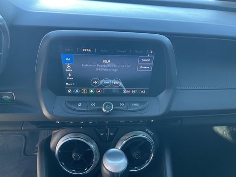 Certified 2022 Chevrolet Camaro LT w/ Technology Package image 21