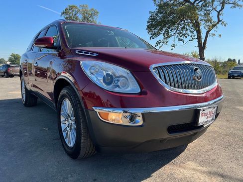 Used 2010 Buick Enclave CX image 4