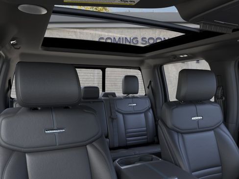 New 2026 Ford F350 Platinum w/ Tremor Off-Road Package AWD/4WD image 22