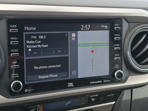 Used 2023 Toyota Tacoma Limited image 20