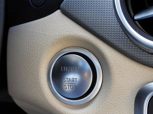 Used 2018 Mercedes-Benz GLA 250 image 49