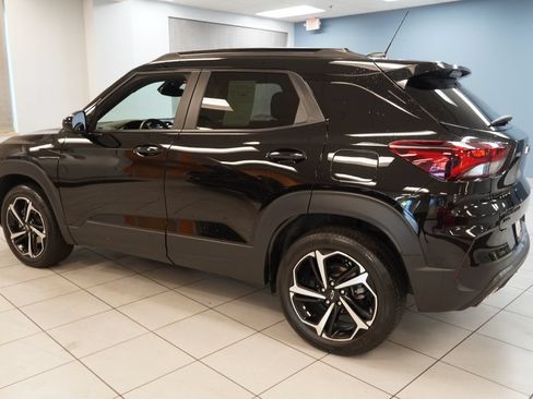 Used 2023 Chevrolet TrailBlazer RS w/ Convenience Package AWD/4WD image 7