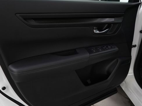 Used 2023 Honda CR-V LX image 25