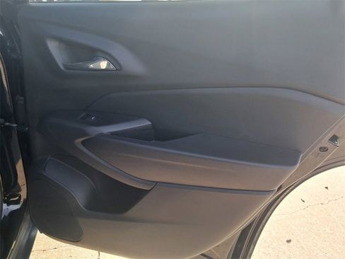 Certified 2024 Chevrolet Trax RS image 14