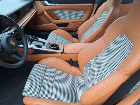 Certified 2024 Porsche 911 Targa 4S image 19