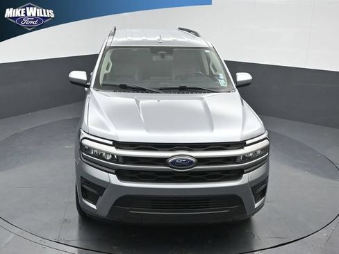 Used 2023 Ford Expedition XLT RWD image 10