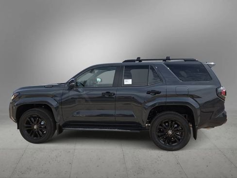 New 2026 Toyota 4Runner 4WD image 5