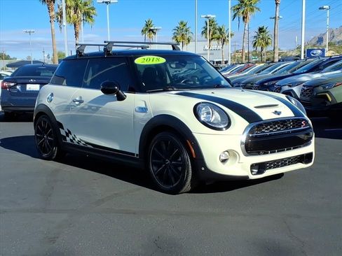 Used 2018 MINI Cooper S image 30