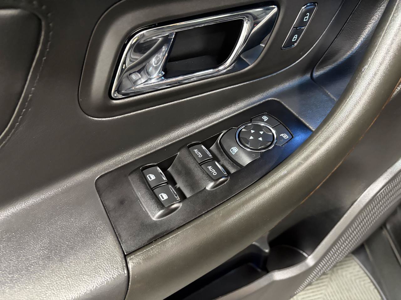 Used 2019 Ford Taurus Limited AWD/4WD image 26