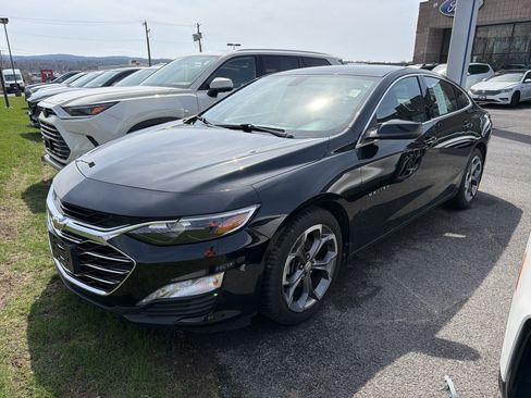 Used 2020 Chevrolet Malibu LT FWD image 4