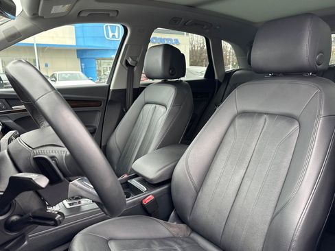 Used 2020 Audi Q5 2.0T Premium Plus w/ Premium Plus Package image 23