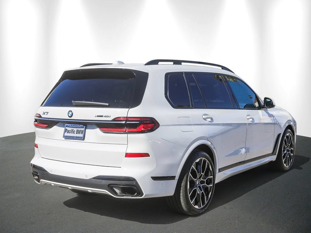 Certified 2023 BMW X7 xDrive40i w/ M Sport Package AWD/4WD image 6